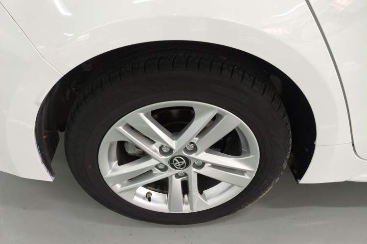 Used Toyota Levin 2022 Facelift TNGA 1.5L CVT Progressive Edition Right Rear Wheel Hub