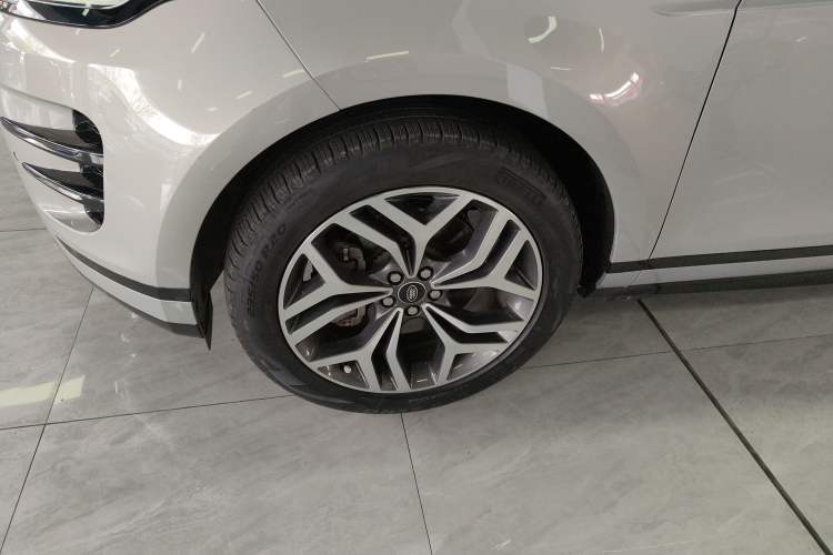 Used Land Rover Range Evoque 2022 Aurora L 249 PS R-Dynamic Luxury Edition
