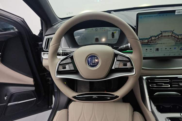 Used BYD Tang New Energy 2025 DM-i 115KM Cloud Ride Flagship Model Steering Wheel