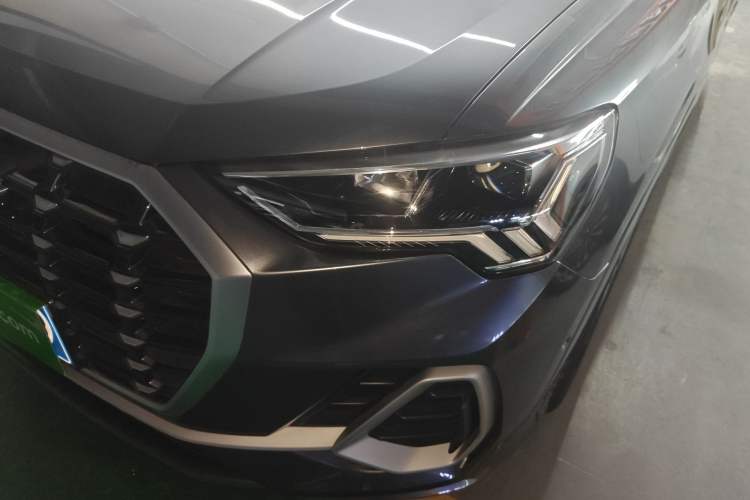 Used Audi Q3 2021 35 TFSI Fashion Dynamic Model Left Front Headlight