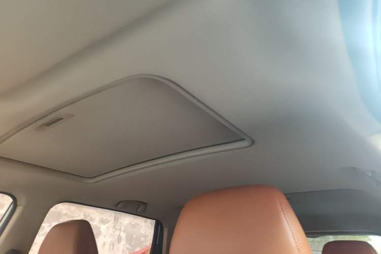 Used BAIC Weiwang M50F 2017 1.5L Luxury Model
