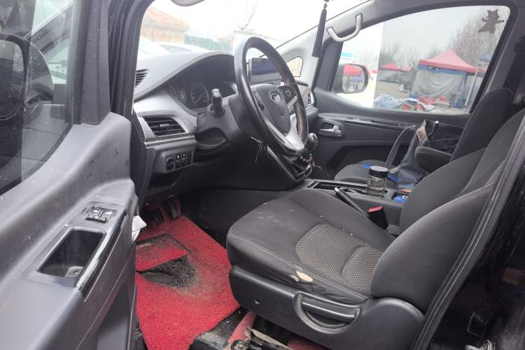 Used JAC Refine M3 2022 PLUS 1.8L 7-seater Standard Model
