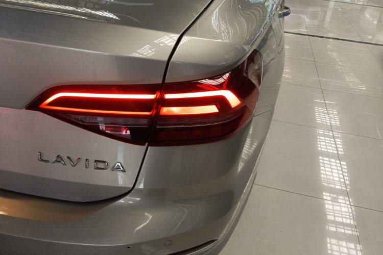 Used Volkswagen Lavida 2022 1.5L Automatic Vision Edition Right Rear Taillight