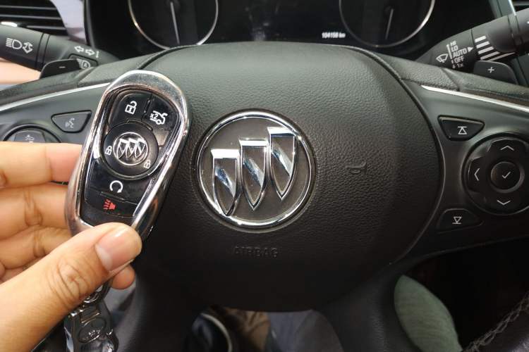 Used Buick LaCrosse 2018 20T Luxury Model