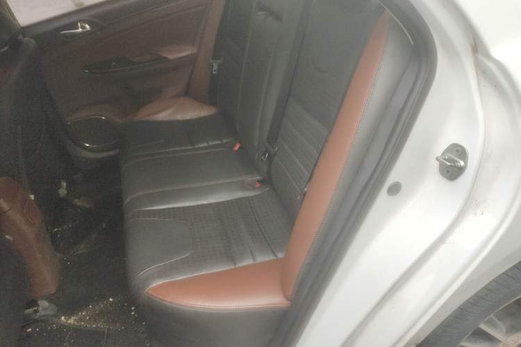 Used BYD Surui 2015 1.5L Manual Luxury Model
