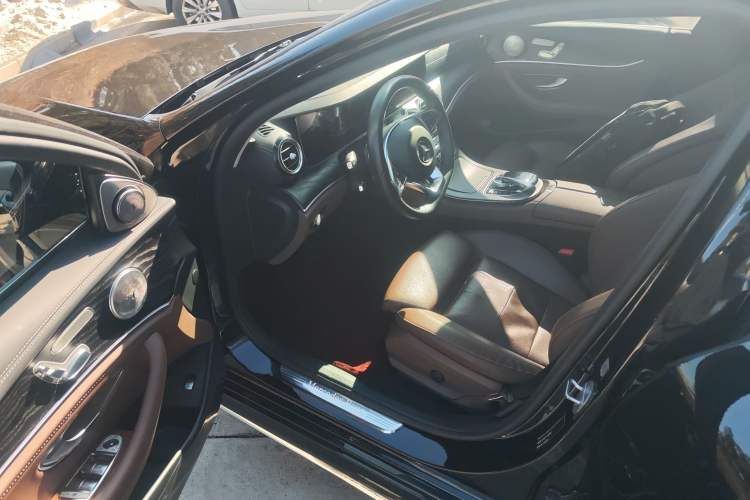 Used Mercedes-Benz E-Class 2017 E 200 L Sport 4MATIC