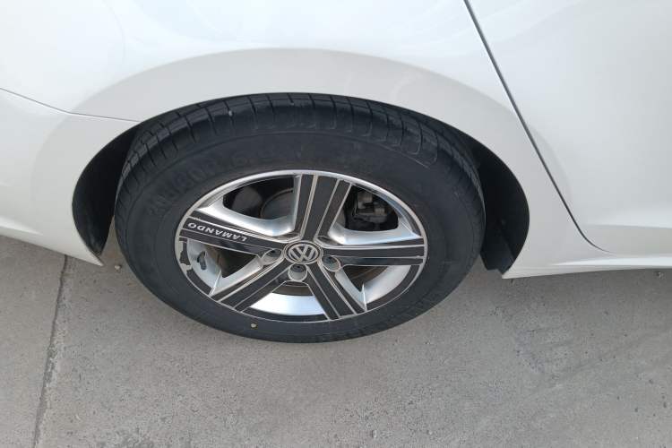 Used Volkswagen Lamando 2019 230TSI DSG Fashion Edition China VI