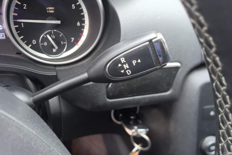 Used Mercedes-Benz R-Class 2017 R 320 4MATIC Business Edition Prestige Model