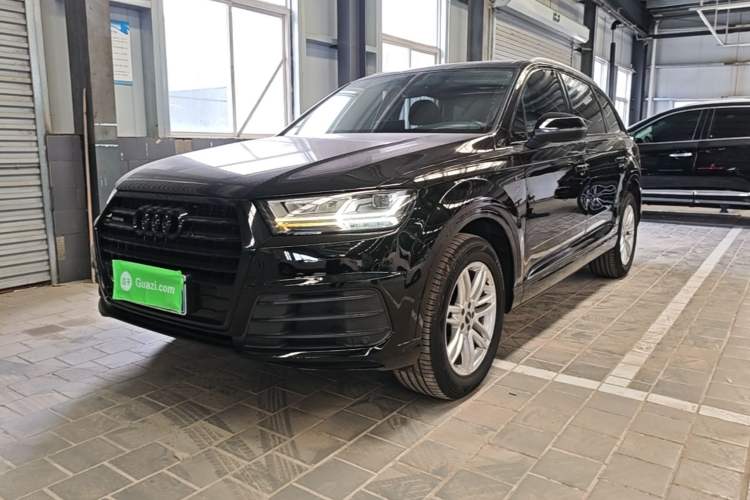 Used Audi Q7 2018 40 TFSI Comfort Model Guazi used car, China used car export, Used car for sale, Used  cars, Cheapest cars for sale