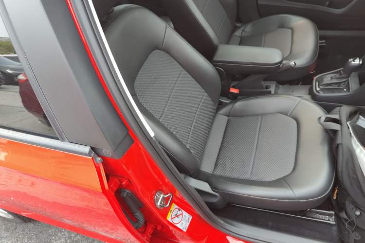 Used Skoda Rapid Spaceback 2014 1.6L Automatic Enjoyment Edition