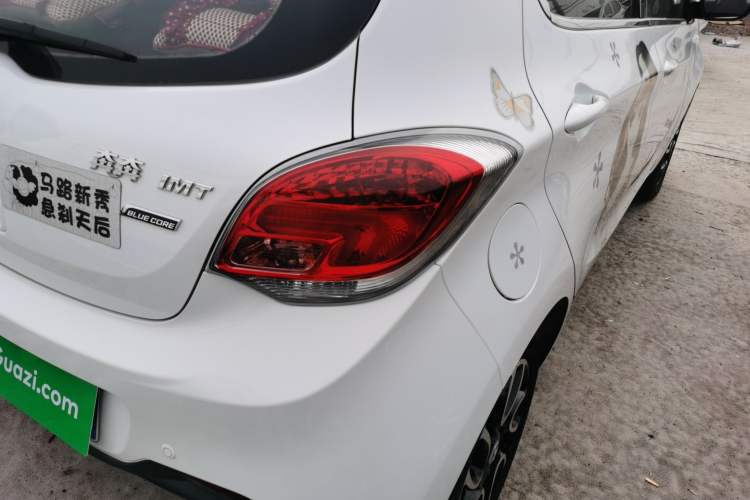 Used CHANGAN Benni 2015 1.4L IMT Luxury Model China IV
