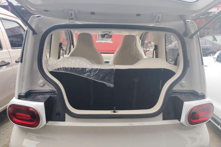 Used Wuling Hongguang MINIEV 2024 3rd Generation 215km Youth Edition