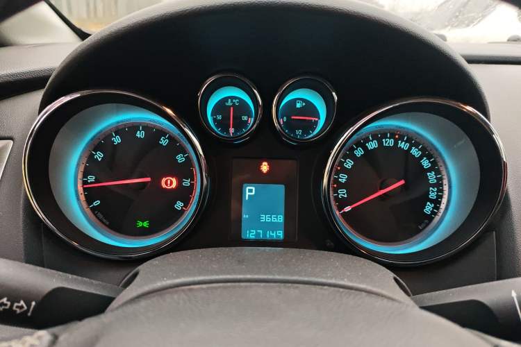 Used Buick GT 2010 XT 1.8L Automatic Fashion Edition