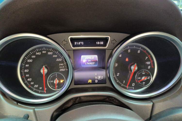 Used Mercedes-Benz GLE 2015 GLE 400 4MATIC Instrument Cluster