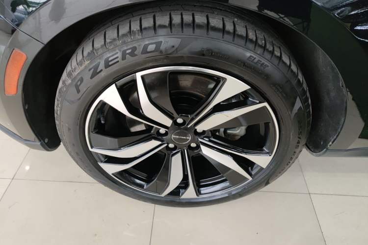 Used SERES SF5 2020 Four-Wheel Drive High-Performance Sports Edition
