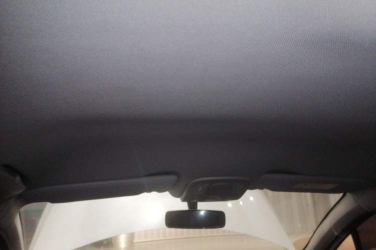 Used Citroen C4 Sega 2016 1.6L Manual Luxury Model
