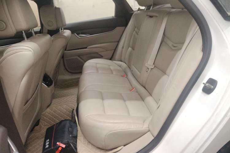 Used Cadillac XTS 2014 28T Comfort Version