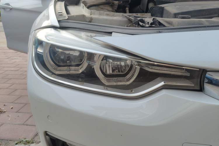 Used BMW 3 Series 2017 318Li Fashion Model
