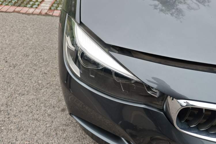 Used BMW 3 Series GT 2020 320i M Sport Package Right Front Headlight