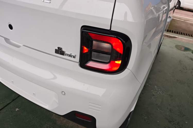 Used Geely Galaxy Panda 2024 Panda Mini 200km Endurance Bear