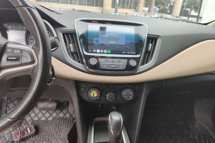 Used Chevrolet Monza 2022 320 Automatic Enjoyment Sunroof Version