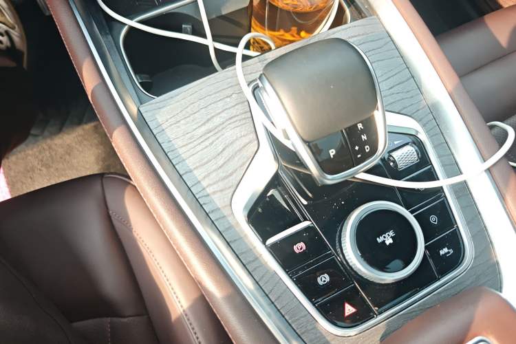 Used Chery Tiggo 8 PRO 2024 Champion Edition 290T Two-Wheel Drive Peak Version 5 Seats Gear Lever