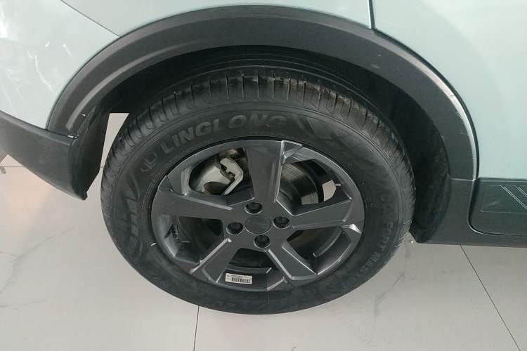 Used Geometry E Firefly 2024 301km Starlight
