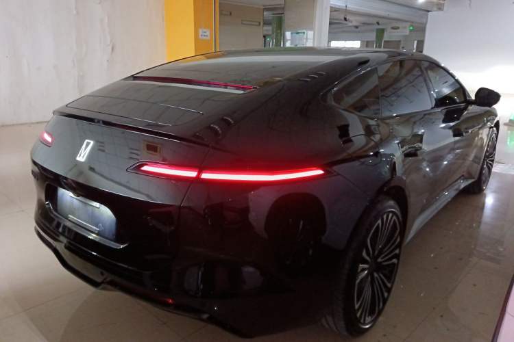 Used Avatr 12 2025 Ultra Extended-Range Edition Rear Right 45 Deg