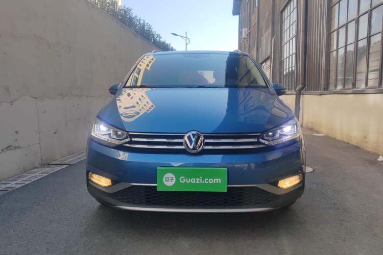 Used Volkswagen Touran 2021 Volkswagen Touran L 280TSI DSG Boundary Edition 7-Seater