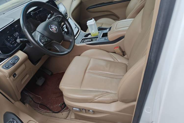 Used Buick GL8 2021 ES Land Cruiser 653T Luxury Edition Left Front Seat