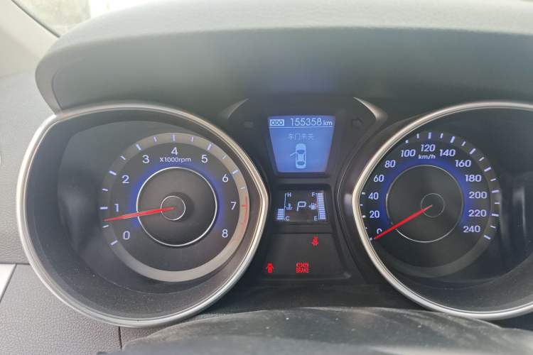 Used Hyundai Elantra (5th Generation / Langdong) 2015 1.6L Automatic Luxury Model
