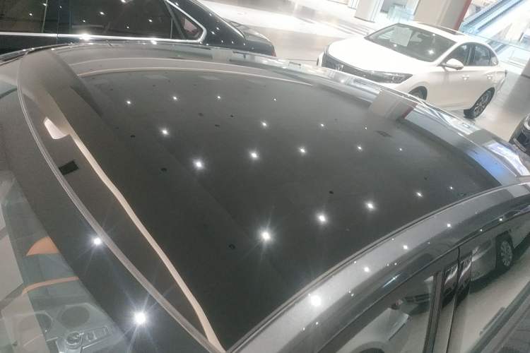 Used Changan UNI-V 2025 1.5T 500Bar Prestige Sporty Version
