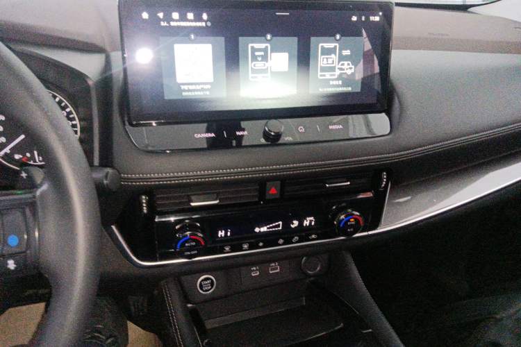 Used Nissan X-Trail 2021 VC-Turbo 300 CVT 2WD Luxury Edition Audio And AC Panel