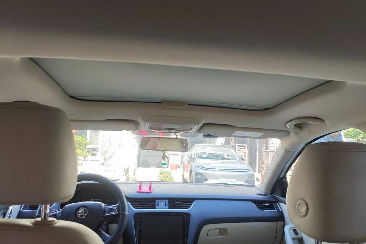 Used Skoda Octavia 2015 1.6L Automatic Yijie Edition