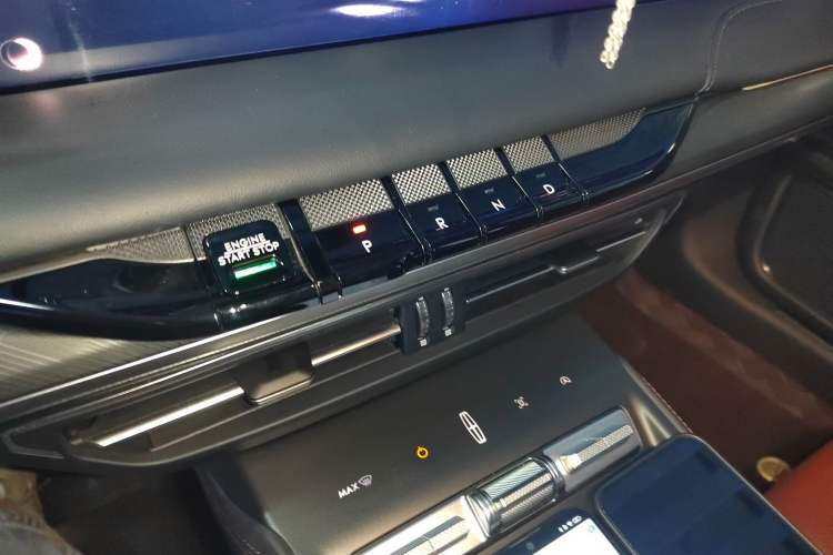 Used Lincoln Z 2022 iXiang Luxury Edition