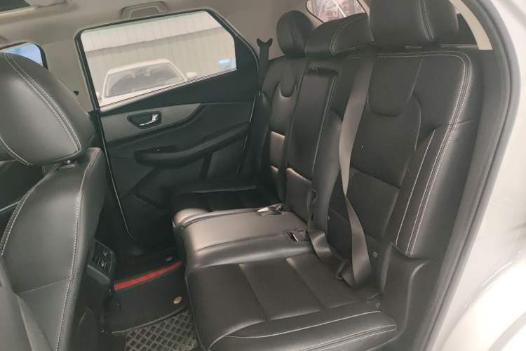 Used Dongfeng Fengon S560 2018 1.8L CVT Urban Model 5 Seats Left Rear Seat