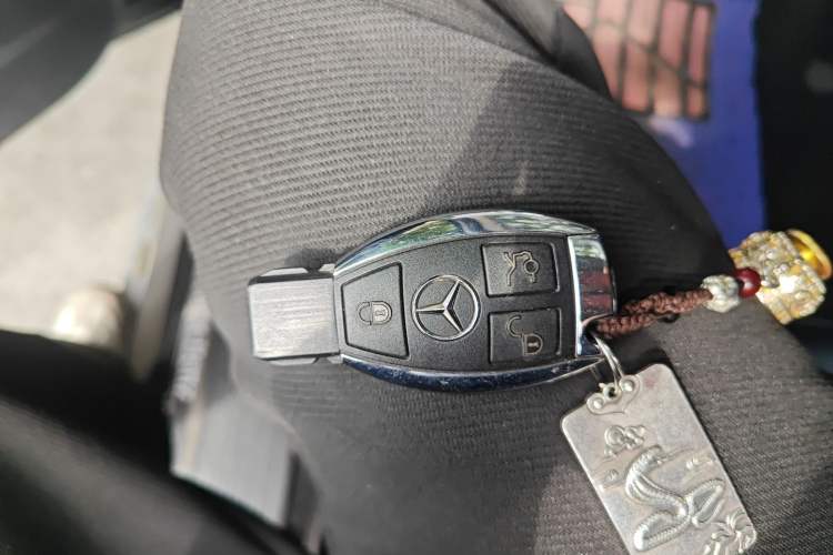 Used Mercedes-Benz M-Class 2014 ML 400 4MATIC Luxury Model