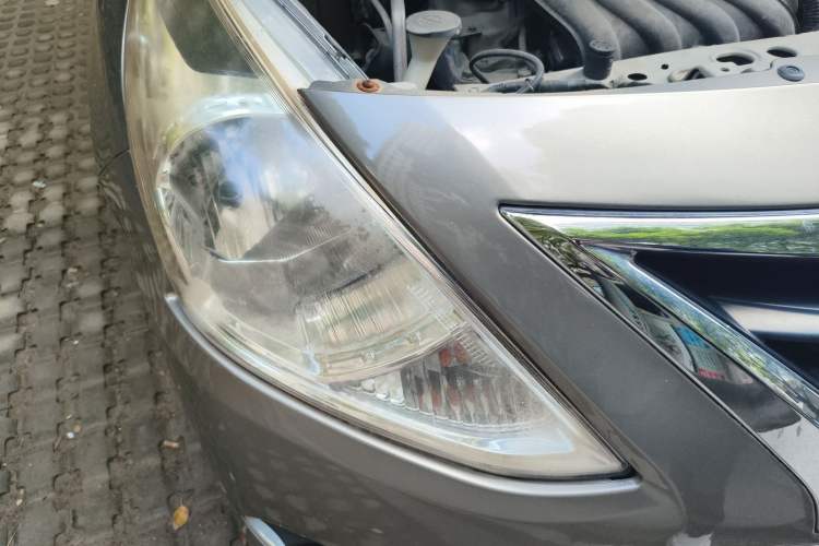 Used Nissan Sunny 2015 1.5XE Manual Comfort Edition Right Front Headlight