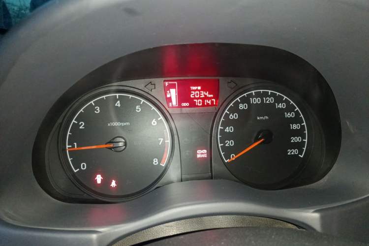 Used Hyundai Verna (older generation) 2014 1.4L Manual Smart GLS Trim