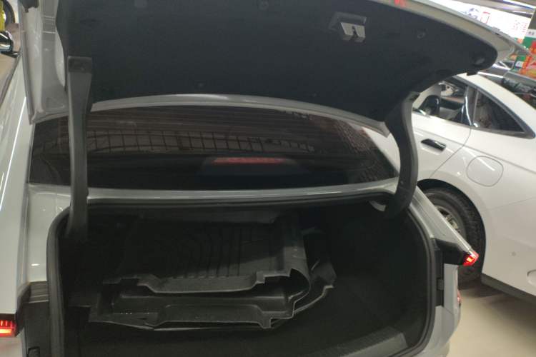 Used Wuling Xingguang 2024 Co-Creation Edition 510 Advanced Model
