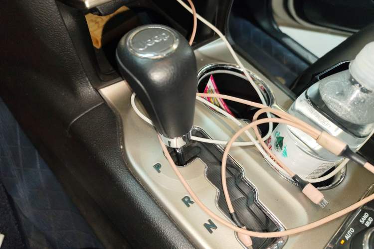 Used Jeep Grand Cherokee 2012 3.6L Luxury Navigation Edition