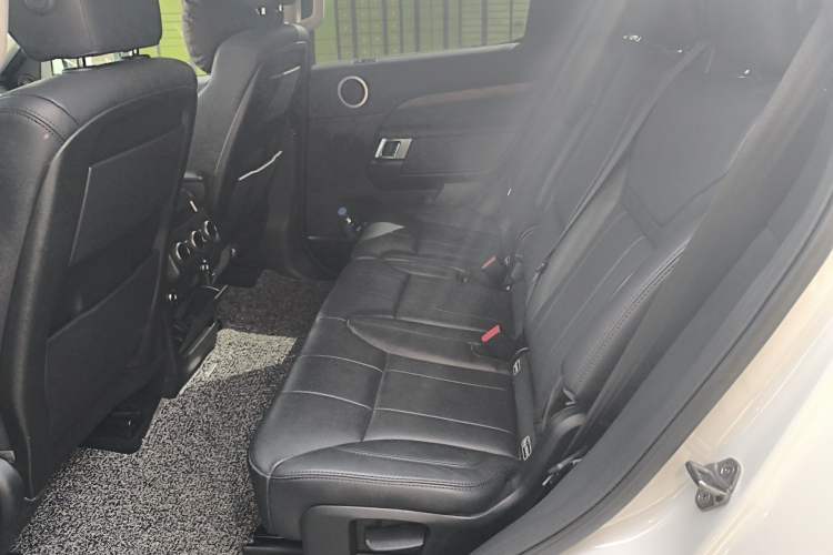 Used Land Rover Discovery 2019 3.0 SC V6 HSE
