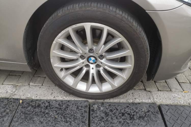 Used BMW 5 Series 2017 525Li Luxury Design Package
