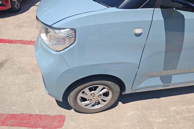 Used Wuling Hongguang MINIEV 2020 Enjoy Edition Lithium-Ion Battery Left Front Wheel Hub