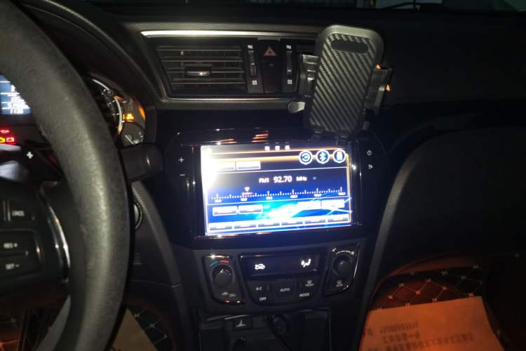 Used Suzuki Alivio 2018 1.6L Automatic Pro Edition Deluxe Version Audio And AC Panel