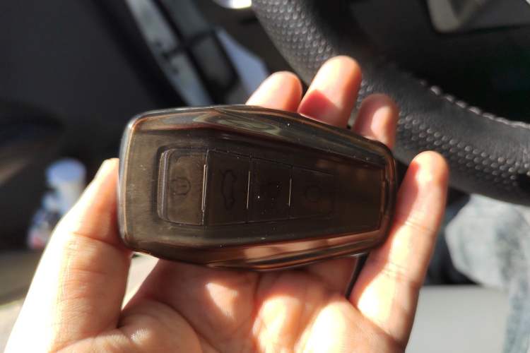 Used Geely Auto Coolray 2024 1.5T DCT Longteng Edition Vehicle Key