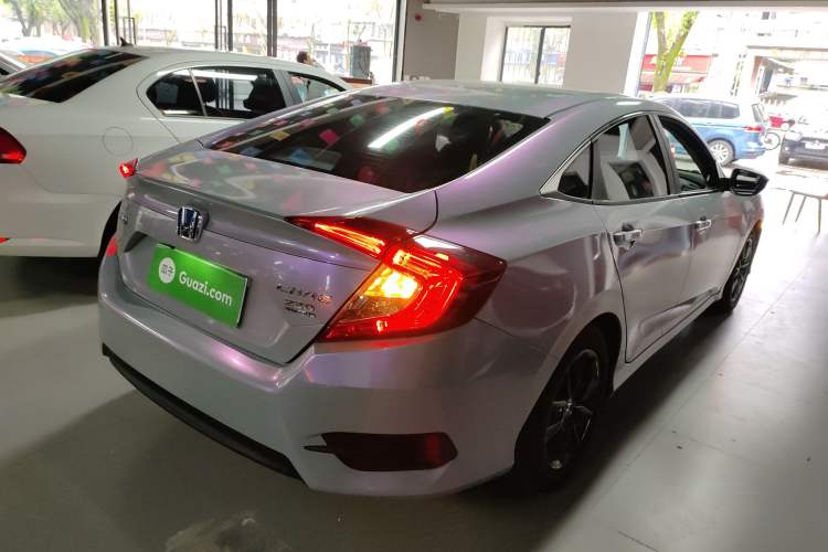 Used Honda Civic 2019 220TURBO CVT Dynamic Edition China VI