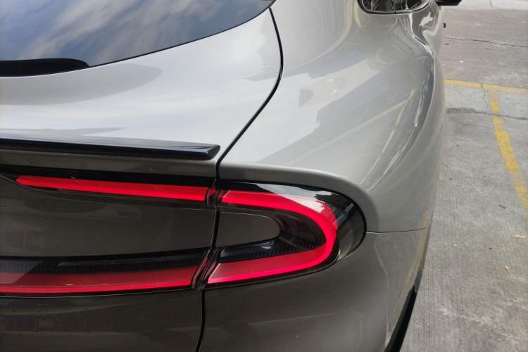 Used Xiaomi Auto YU7 2025 Ultra-Long Range Rear-Wheel Drive Version
