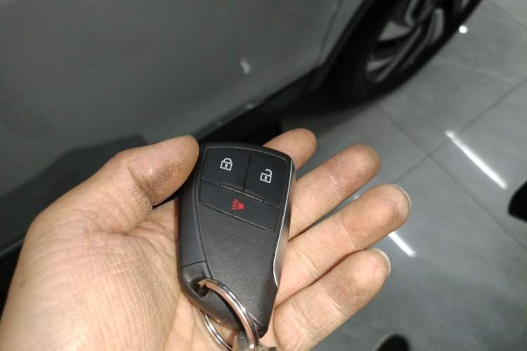 Used Buick Envision 2022 Encore S 552T Two-Wheel Drive Elite Model