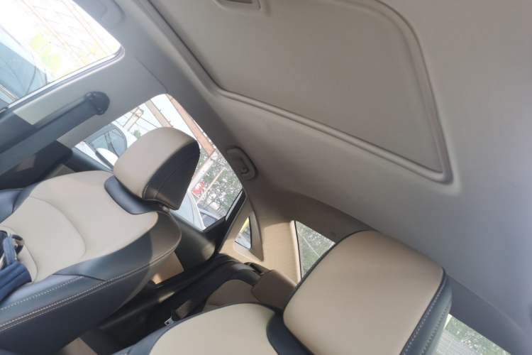 Used Chevrolet Monza 2021 320 Automatic Enjoyment Sunroof Edition Headliner